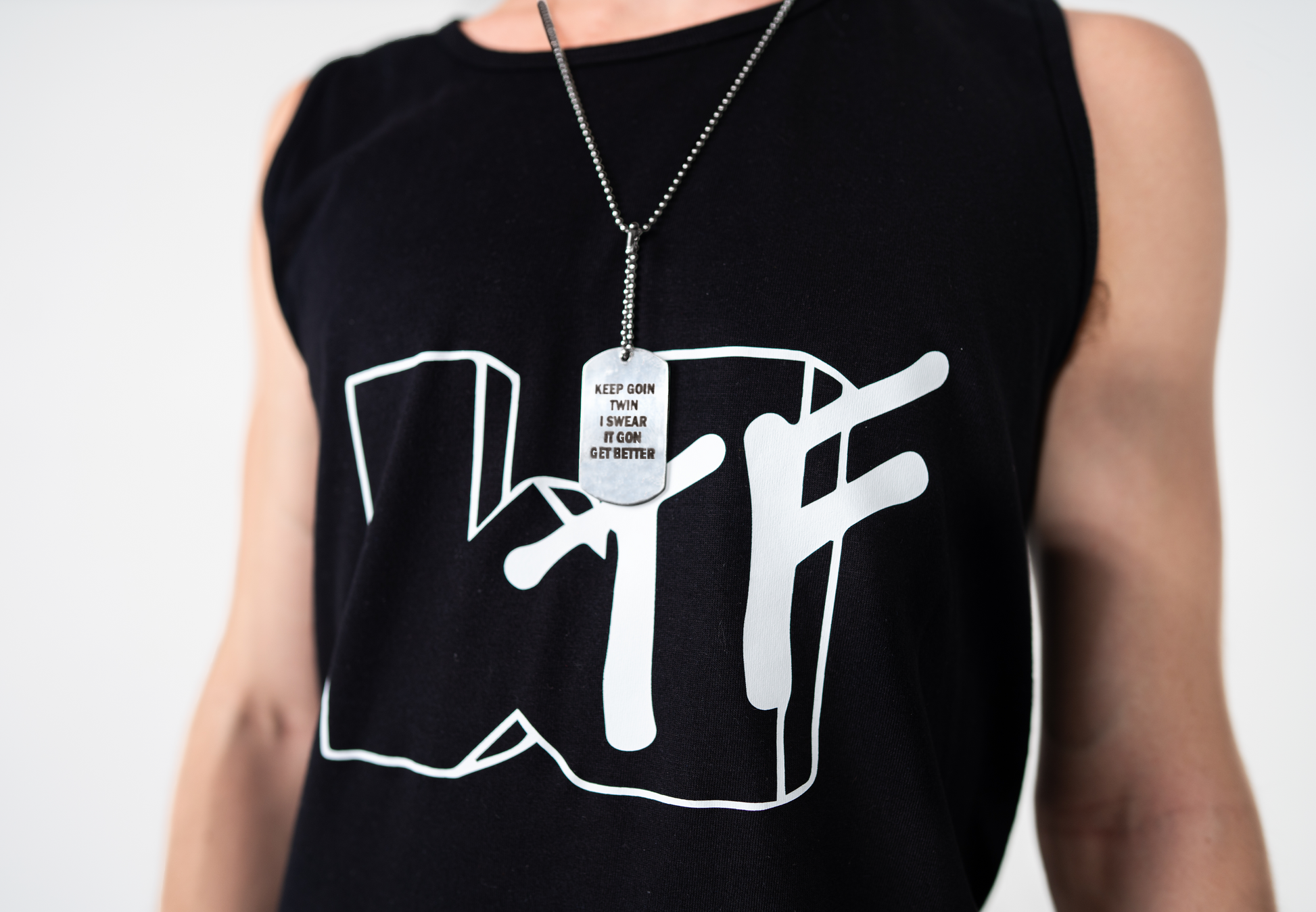 KEEP GOIN NECKLACE - ABYSS